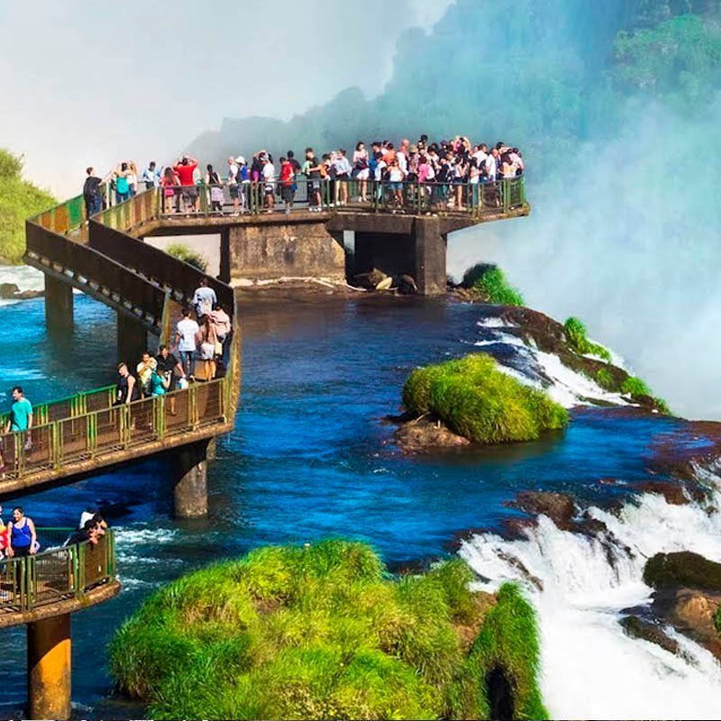 Pasarela de las Cataratas del Iguazu